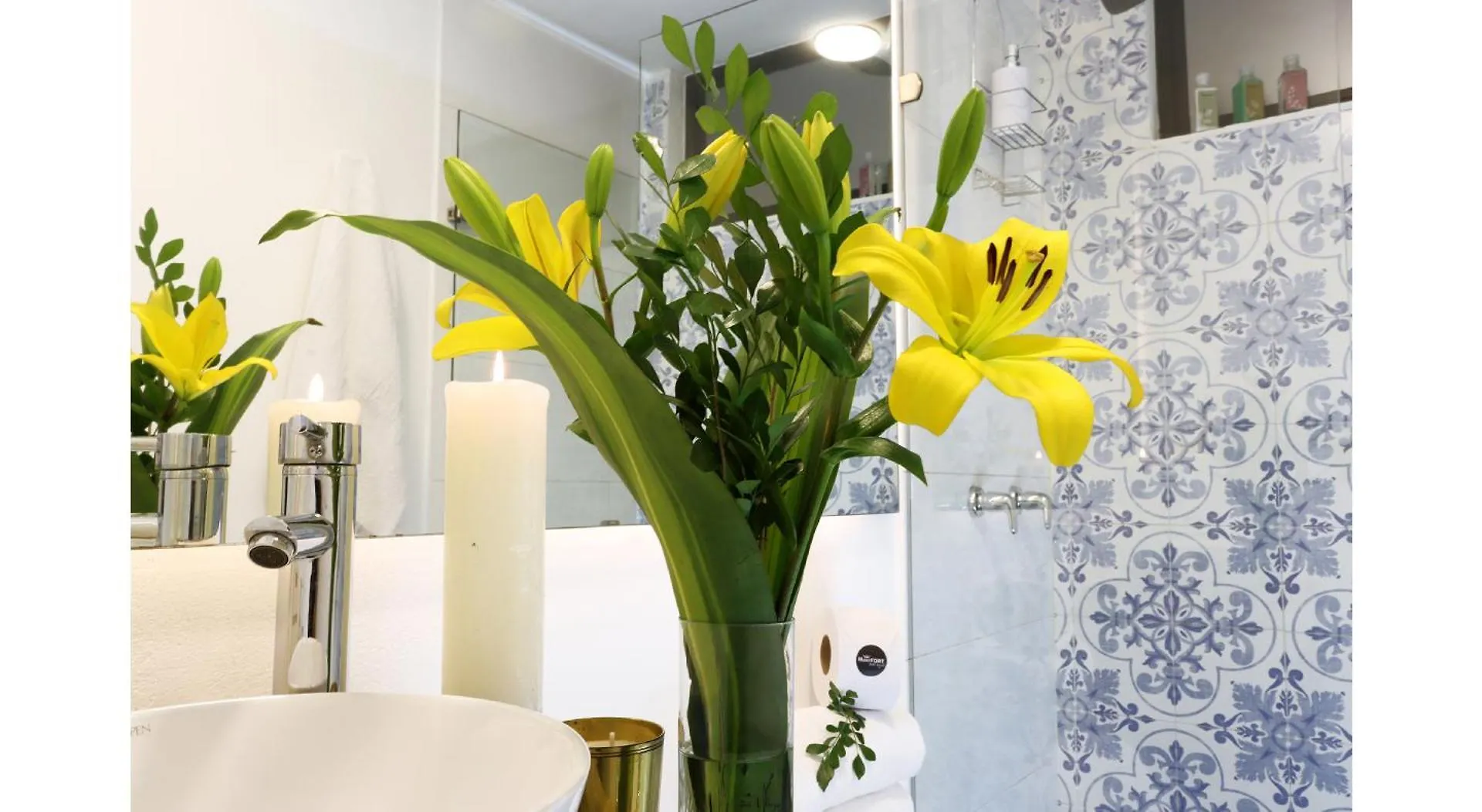 Montfort Suite Royale Stylish Location With View To Bogota'S Historical Church 0*, Bogota